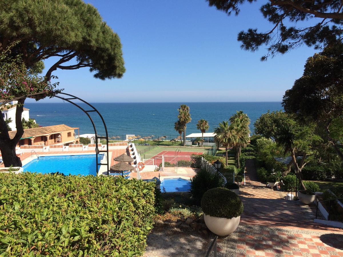 Mansion Alhamar - 2 Bedroom, Frontline Beach, Mountain Views, Full Size Pool, Tennis Courts, Close To Shops, On-Site Bar & Chiringuito Sitio de Calahonda Eksteriør billede